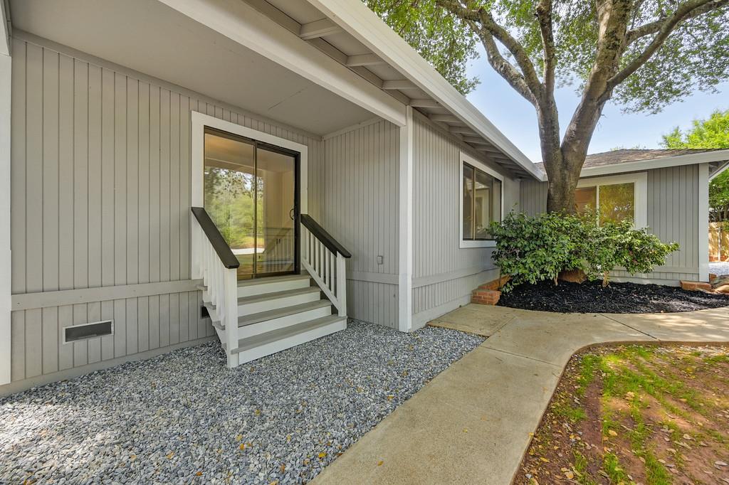 La Crescenta Drive, Cameron Park, California image 35