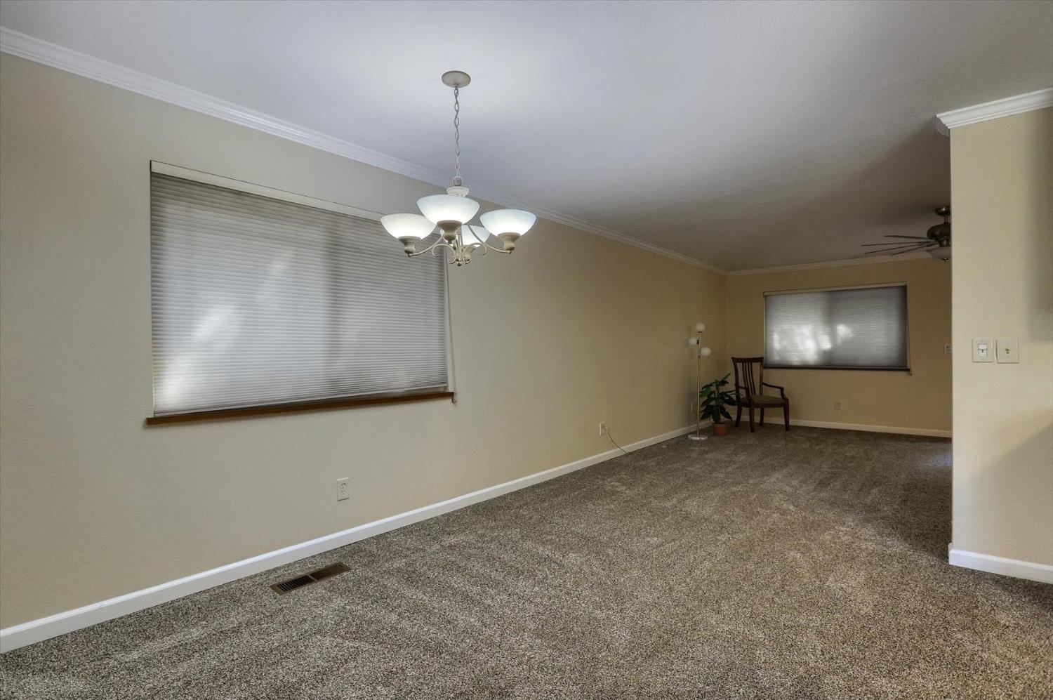 Detail Gallery Image 11 of 95 For 11391 Sandpiper Way, Penn Valley,  CA 95946 - 3 Beds | 2 Baths