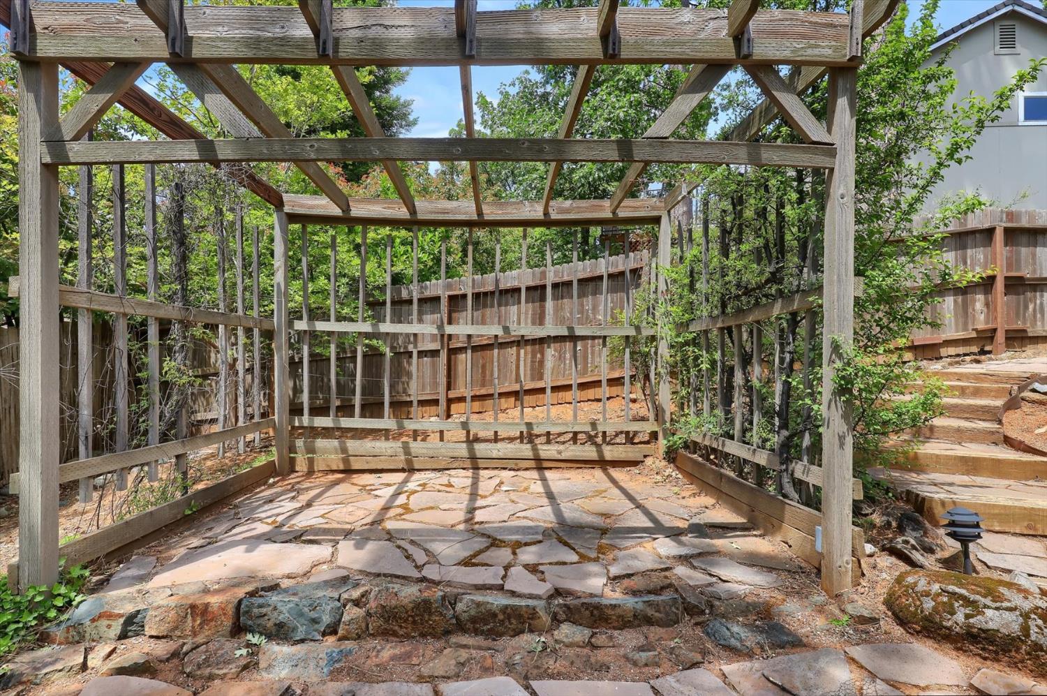 Detail Gallery Image 44 of 64 For 113 Holbrooke Way, Grass Valley,  CA 95945 - 2 Beds | 2 Baths