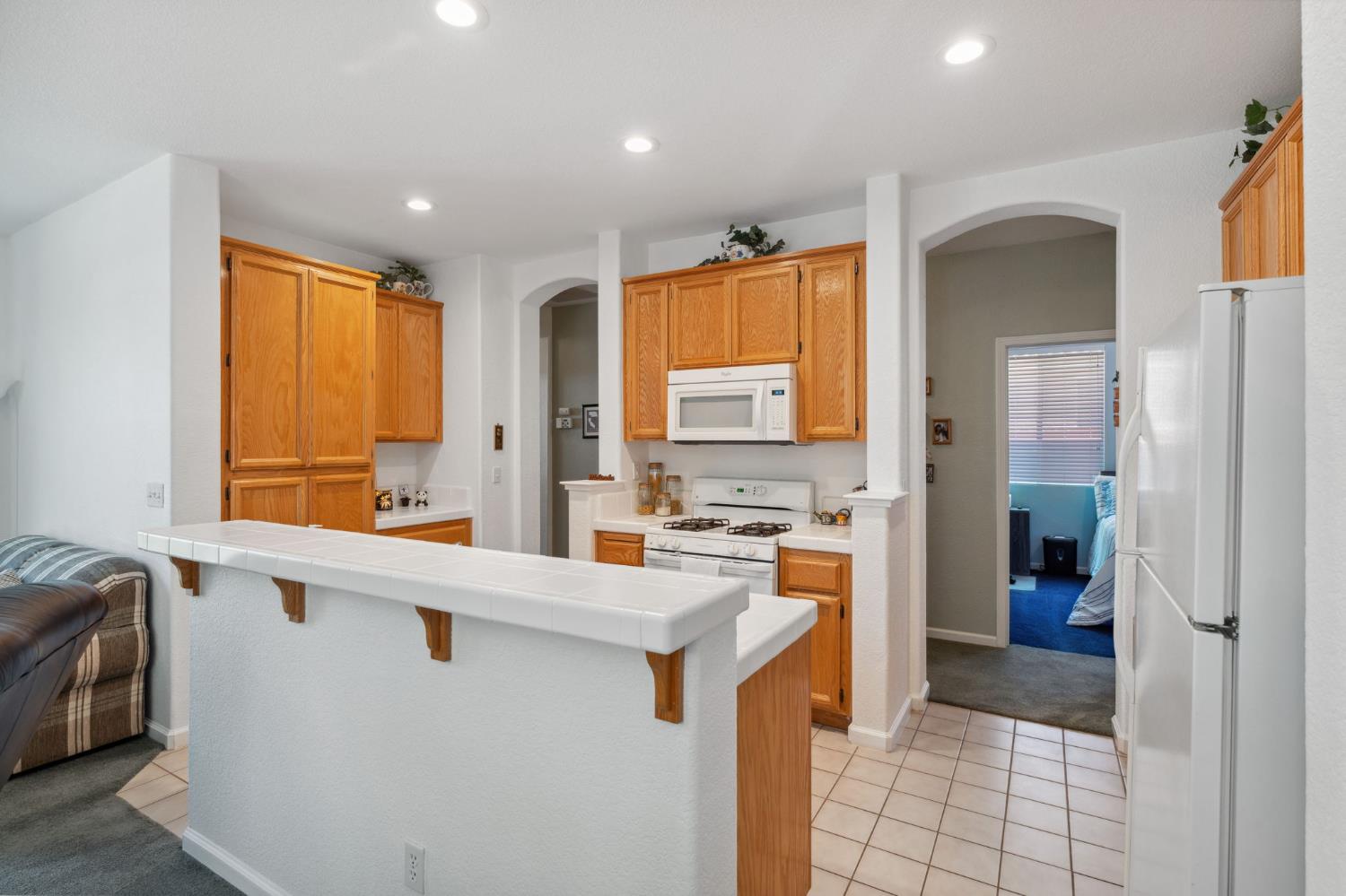 Detail Gallery Image 11 of 26 For 60 Groth Cir, Sacramento,  CA 95834 - 3 Beds | 2 Baths