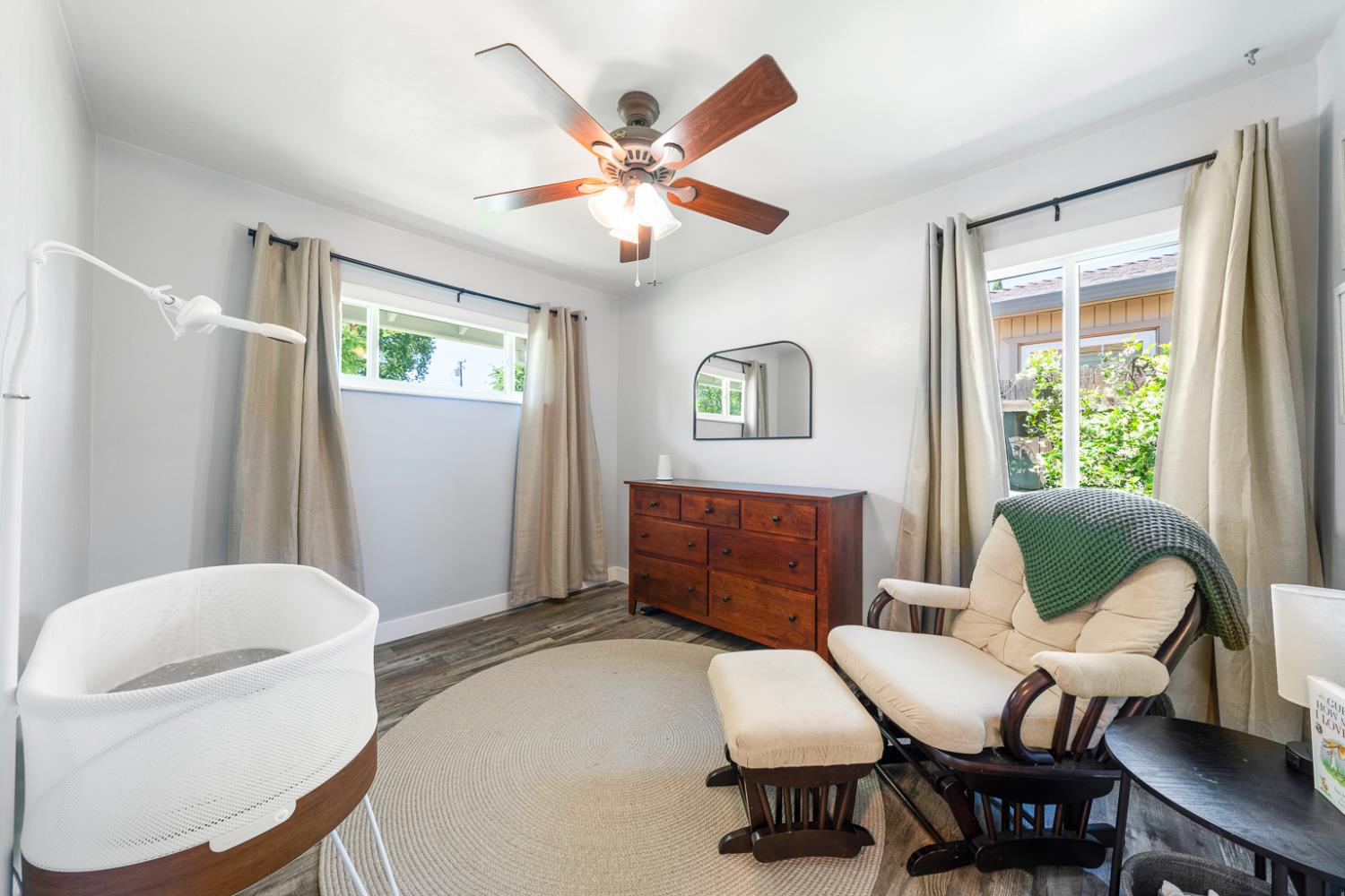 Detail Gallery Image 22 of 38 For 1136 Hampton Rd, Sacramento,  CA 95864 - 3 Beds | 1 Baths