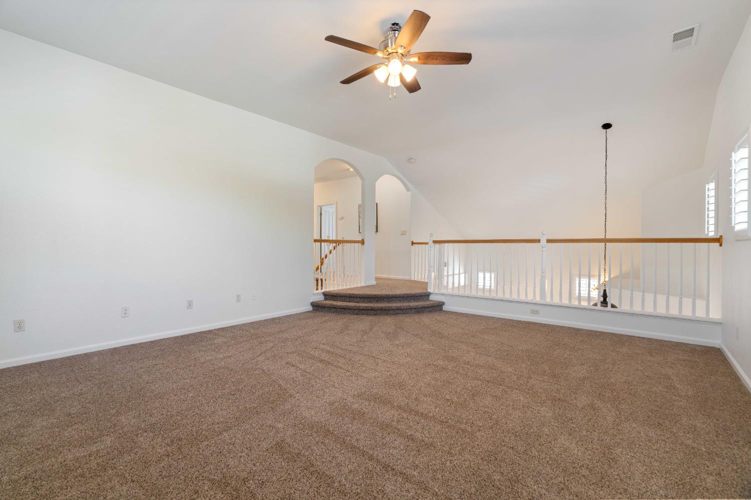 Detail Gallery Image 30 of 52 For 9615 Red Current Way, Elk Grove,  CA 95757 - 4 Beds | 3 Baths