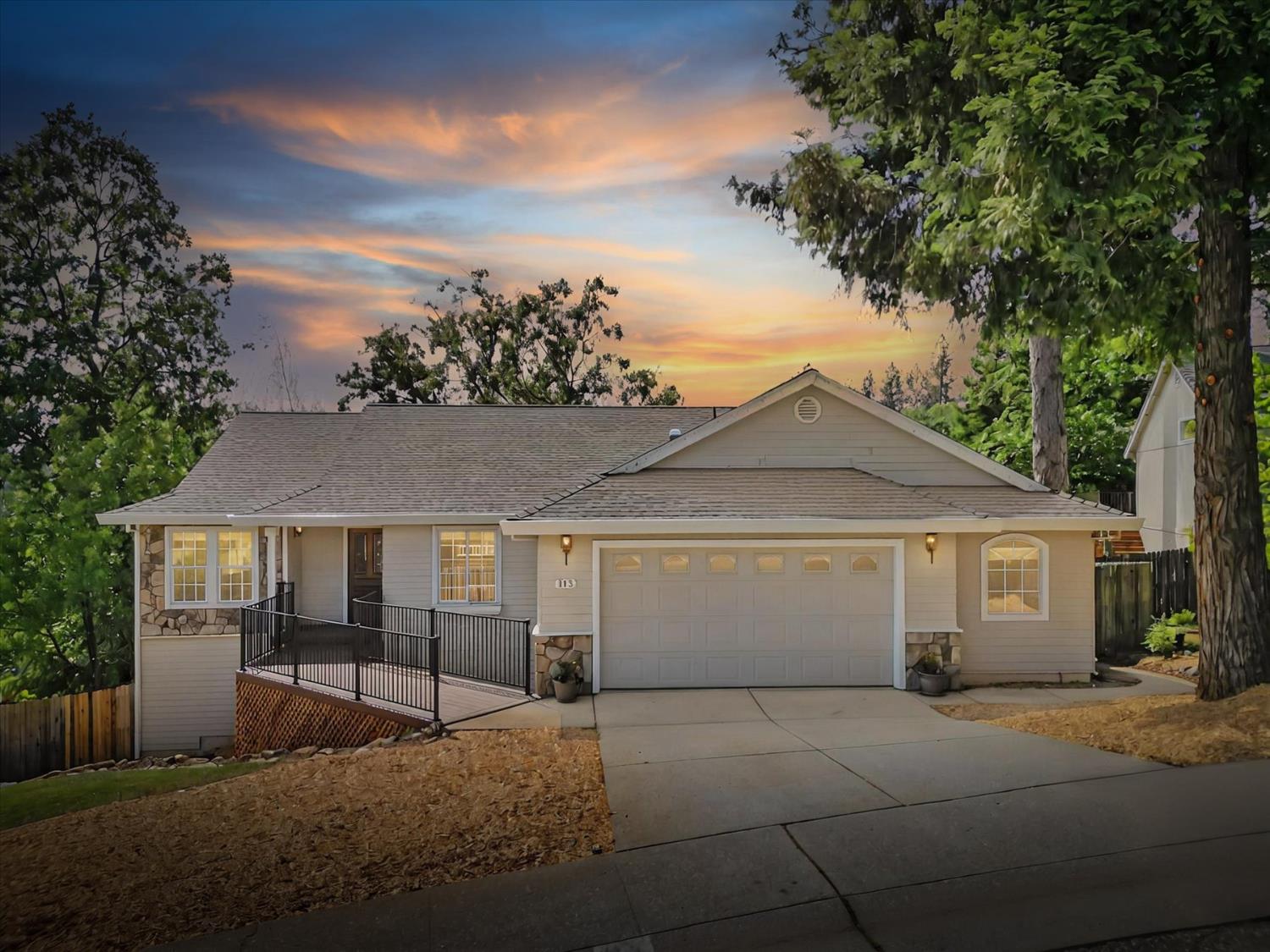 Detail Gallery Image 1 of 64 For 113 Holbrooke Way, Grass Valley,  CA 95945 - 2 Beds | 2 Baths