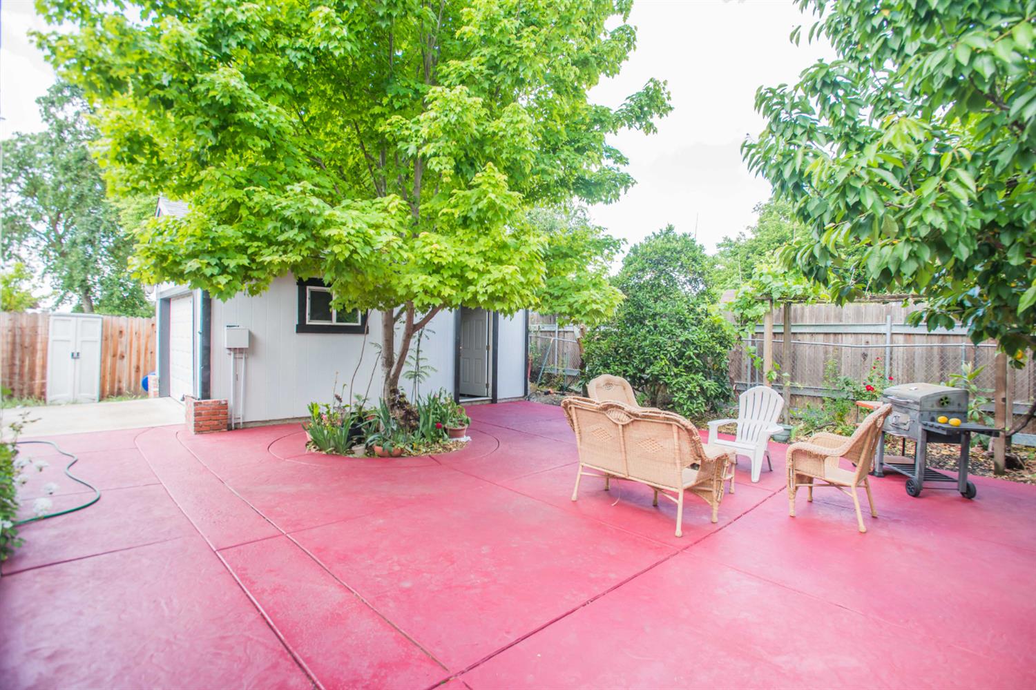Detail Gallery Image 10 of 59 For 6946 27th St, Sacramento,  CA 95822 - 3 Beds | 2 Baths