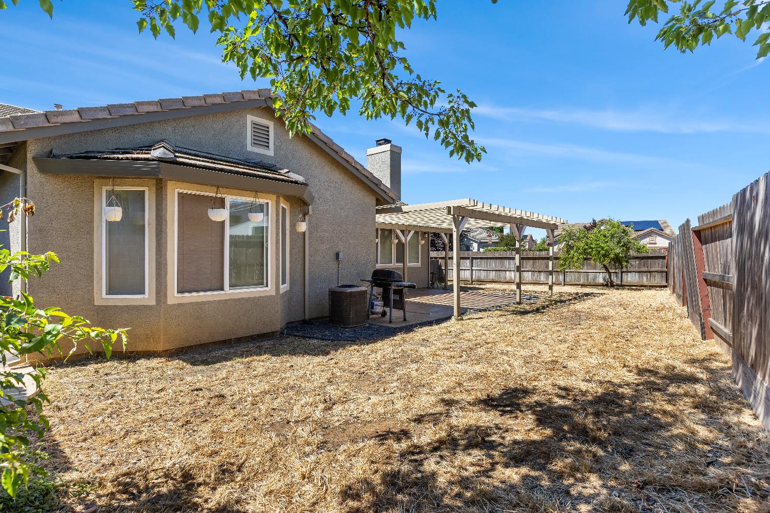 Detail Gallery Image 34 of 36 For 1795 Sea Side Ct, Plumas Lake,  CA 95961 - 4 Beds | 2 Baths