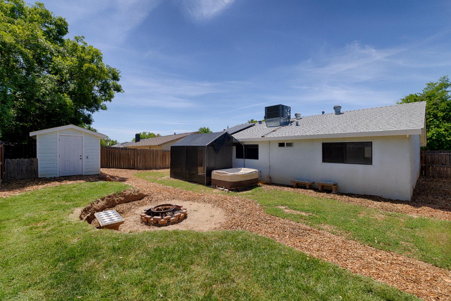 Detail Gallery Image 4 of 19 For 5956 York Glen, Sacramento,  CA 95842 - 3 Beds | 1 Baths