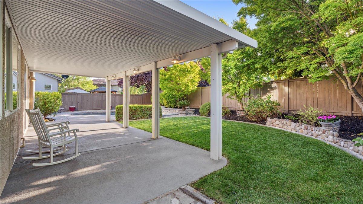 Detail Gallery Image 46 of 57 For 6433 Camellia Point Way, Roseville,  CA 95678 - 4 Beds | 3 Baths
