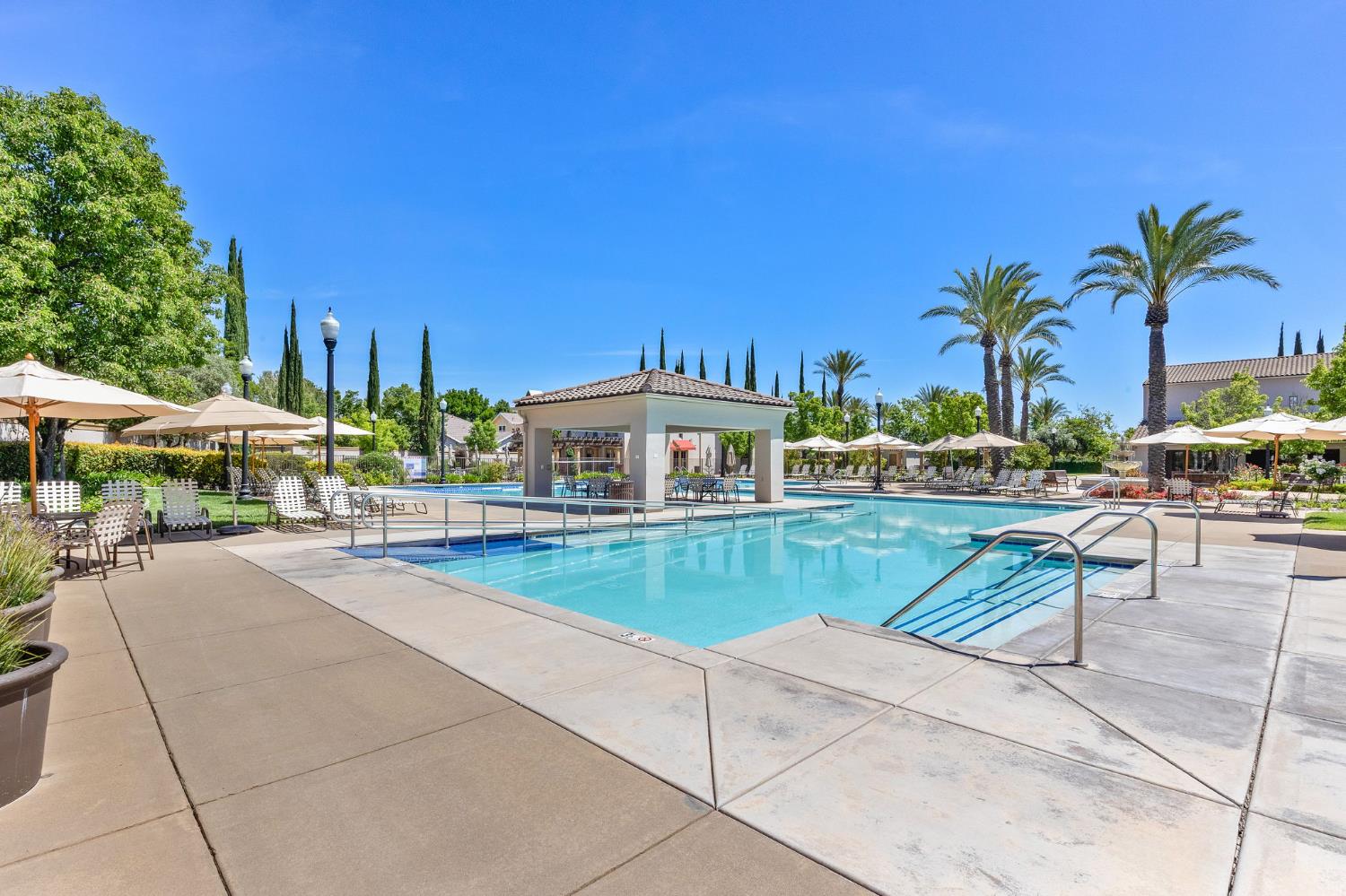 Detail Gallery Image 55 of 66 For 2339 Ryedale Ln, Sacramento,  CA 95835 - 2 Beds | 2 Baths