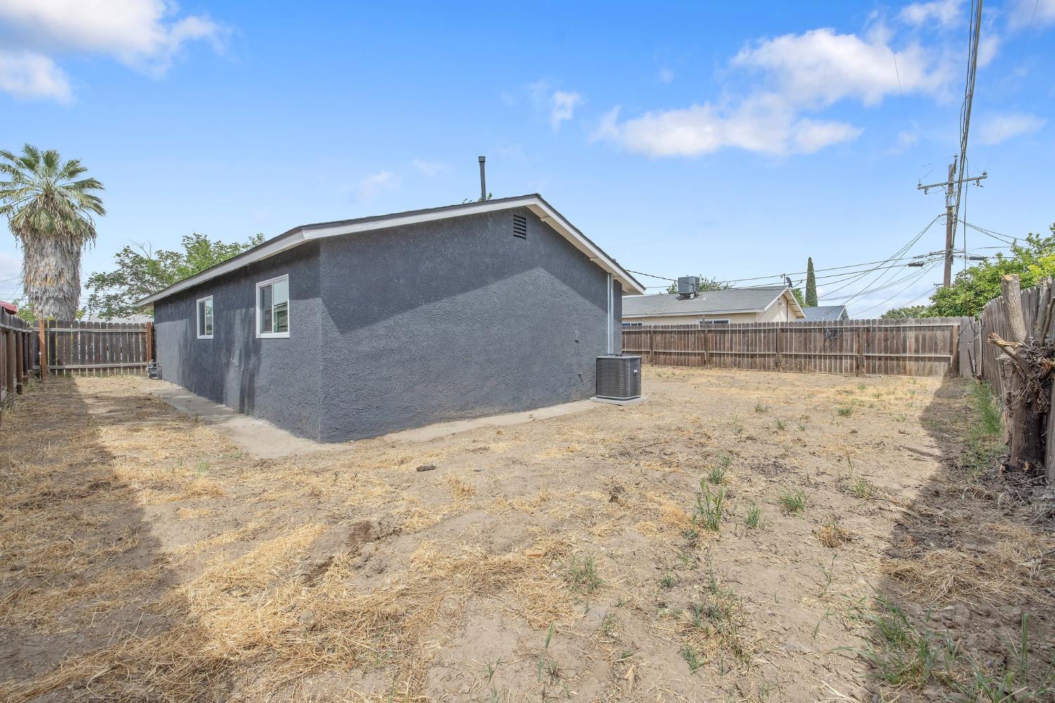 Detail Gallery Image 30 of 32 For 10141 Haven Ln, Hanford,  CA 93230 - 3 Beds | 2 Baths