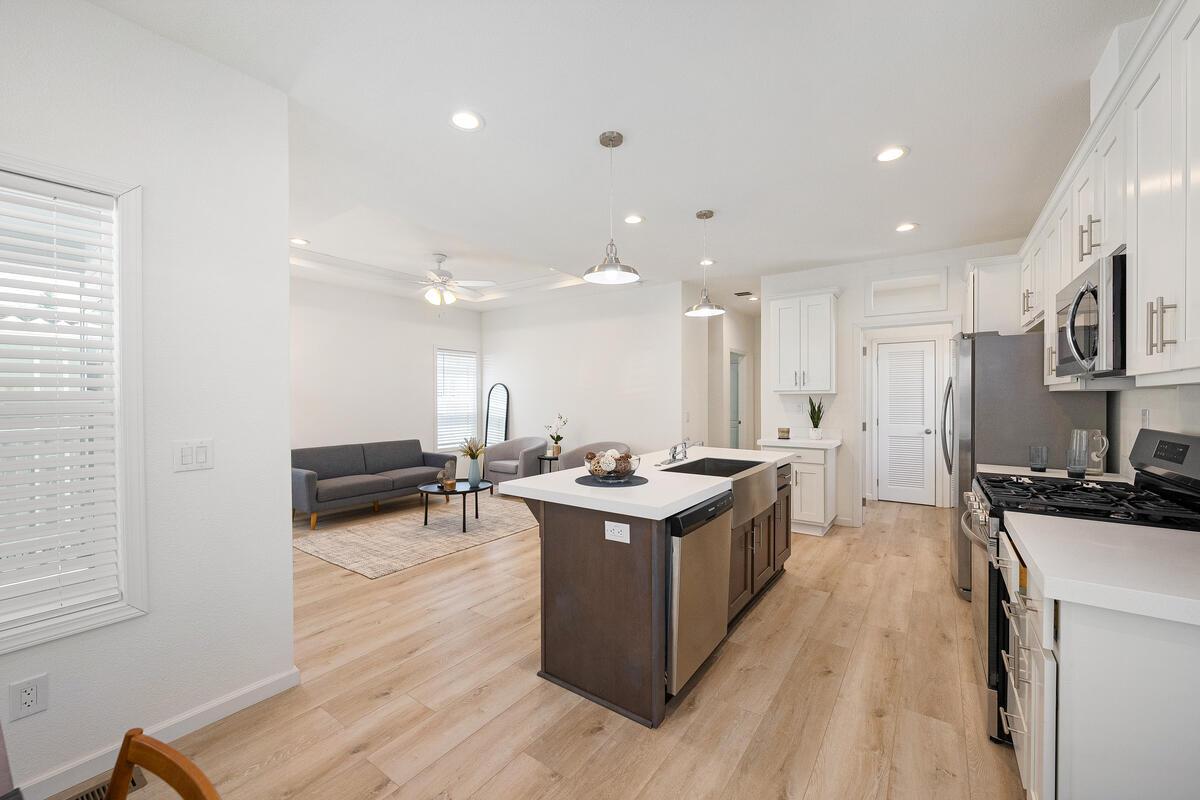 Detail Gallery Image 11 of 28 For 119 Marigold Ave, Auburn,  CA 95631 - 2 Beds | 2 Baths