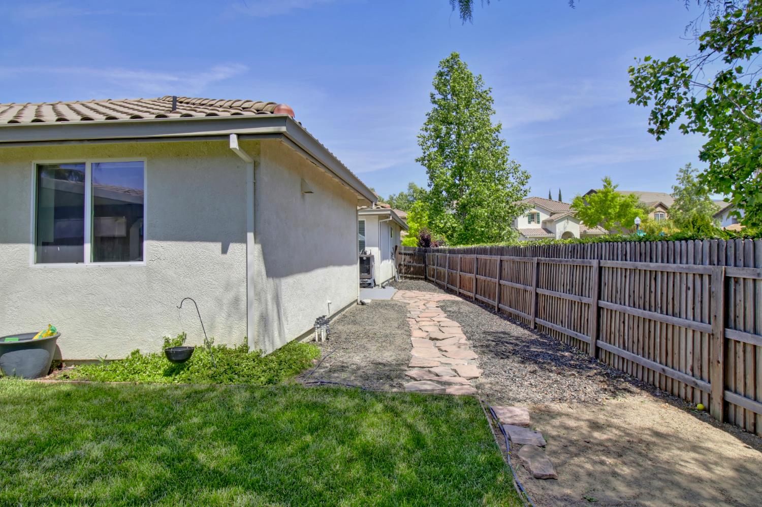 Detail Gallery Image 53 of 57 For 3068 Sparrow Dr, Sacramento,  CA 95834 - 4 Beds | 3 Baths