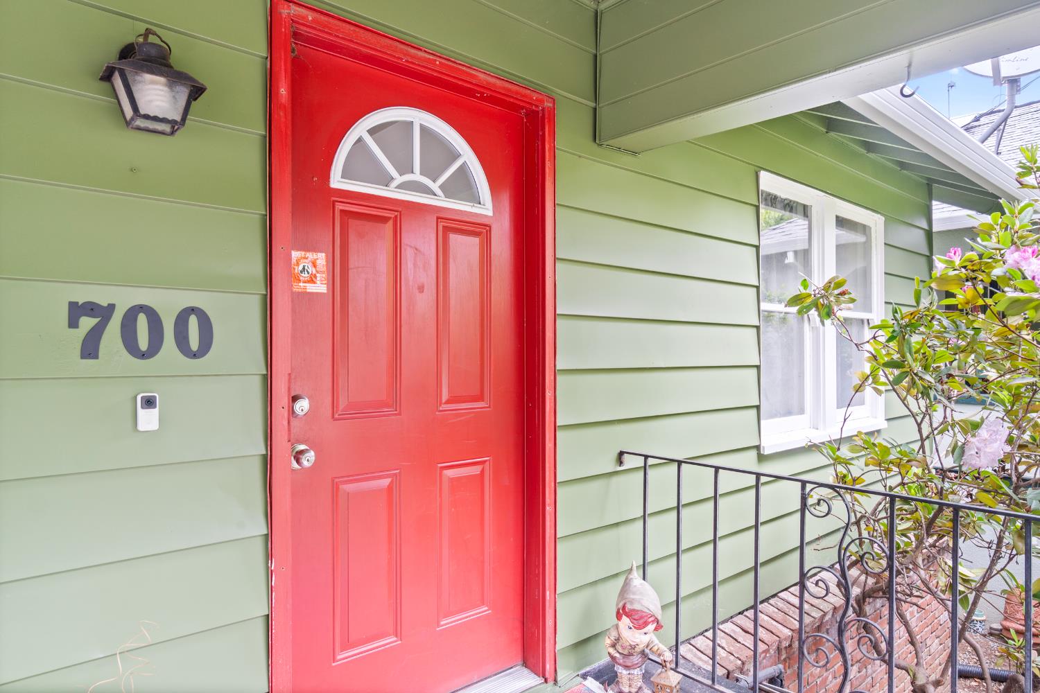 Detail Gallery Image 3 of 37 For 700 Canal St, Placerville,  CA 95667 - 3 Beds | 2 Baths