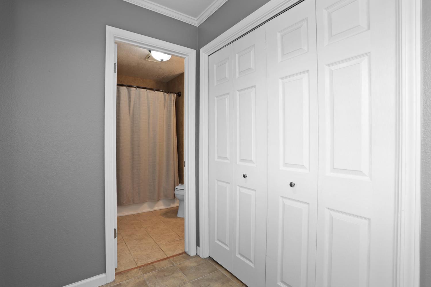 Detail Gallery Image 21 of 33 For 1615 Porter Way, Stockton,  CA 95207 - 2 Beds | 2 Baths