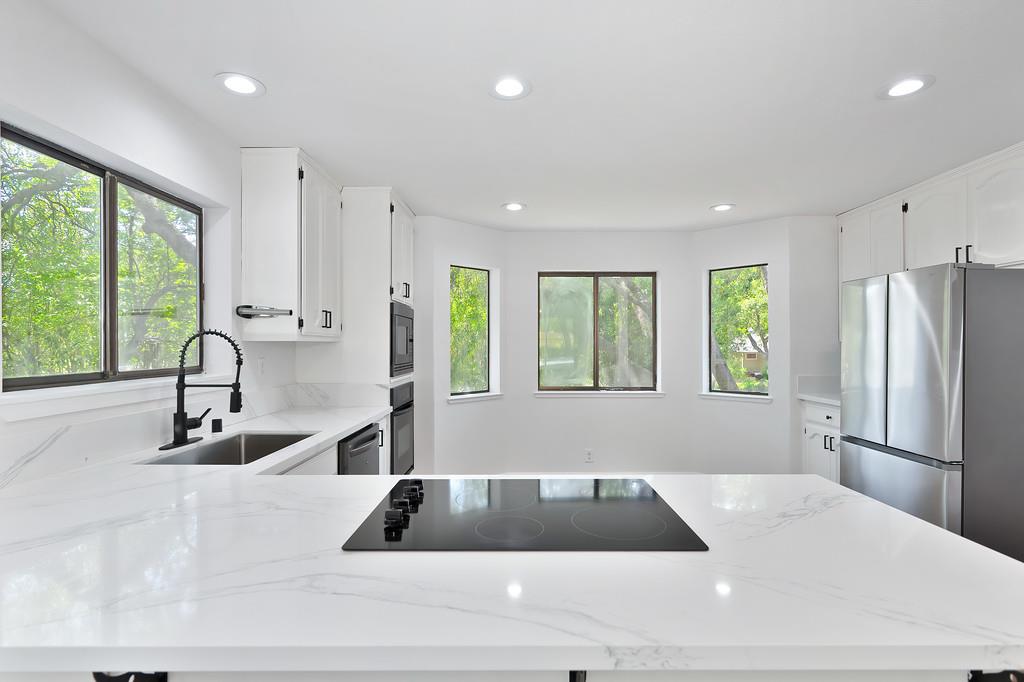 La Crescenta Drive, Cameron Park, California image 17