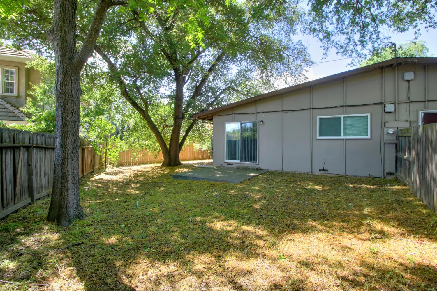 Detail Gallery Image 16 of 43 For 4920 Douvan Ct, Carmichael,  CA 95608 - – Beds | – Baths