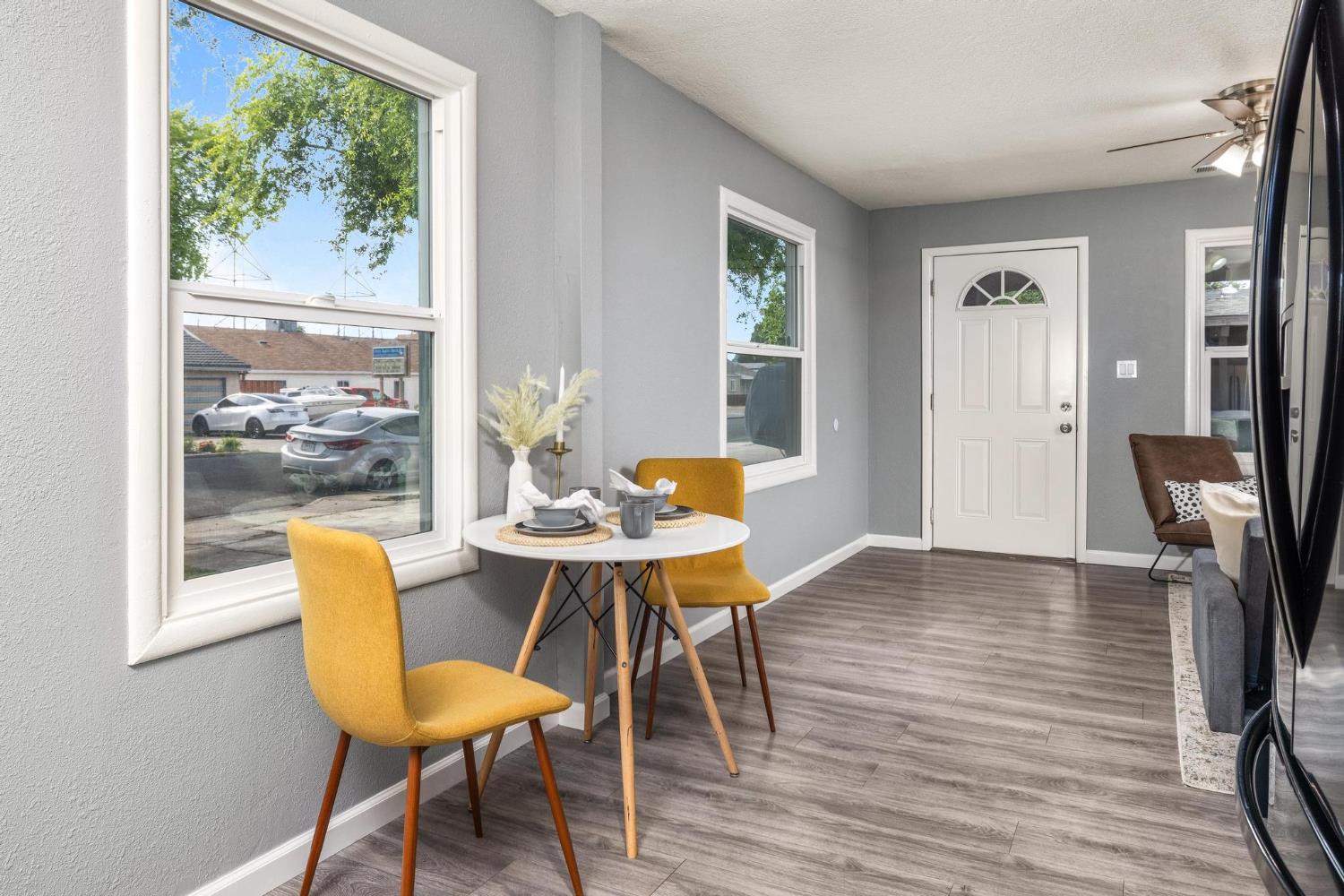 Detail Gallery Image 13 of 27 For 322 N Grant Ave, Manteca,  CA 95336 - 2 Beds | 1 Baths