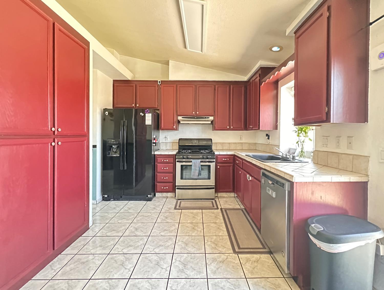 Detail Gallery Image 27 of 31 For 3431 Hawaii Ave, Riverbank,  CA 95367 - 3 Beds | 2 Baths