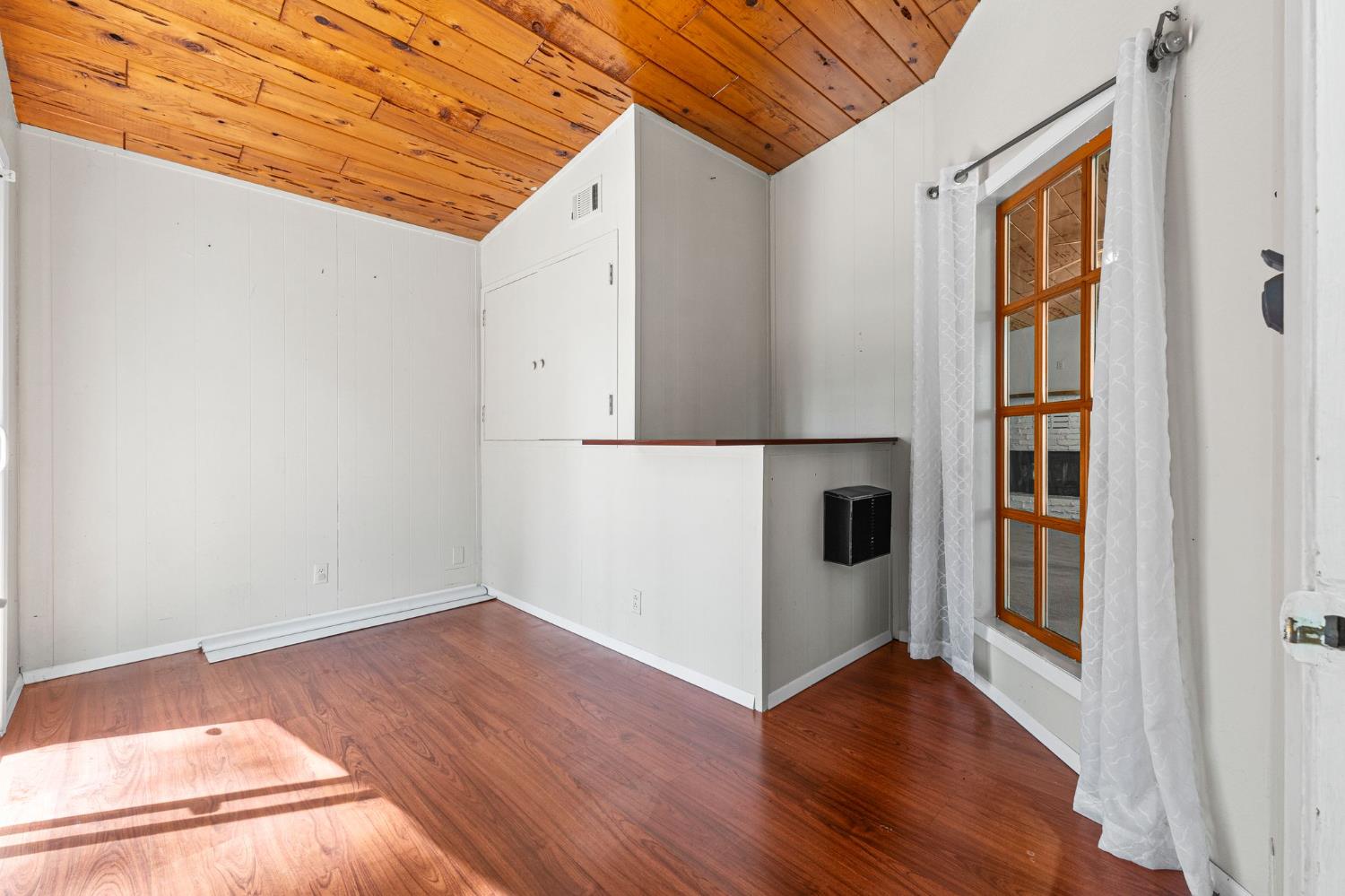 Detail Gallery Image 7 of 44 For 2809 Gardella Ln, Camino,  CA 95709 - 4 Beds | 3/3 Baths