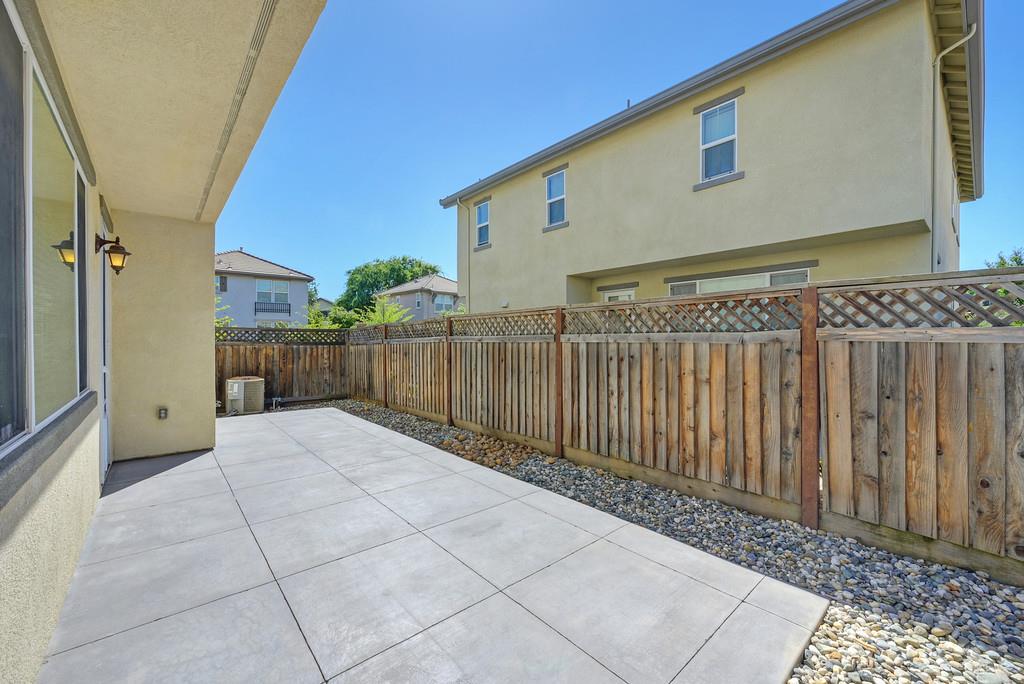 Landmark Circle, Lincoln, California image 9