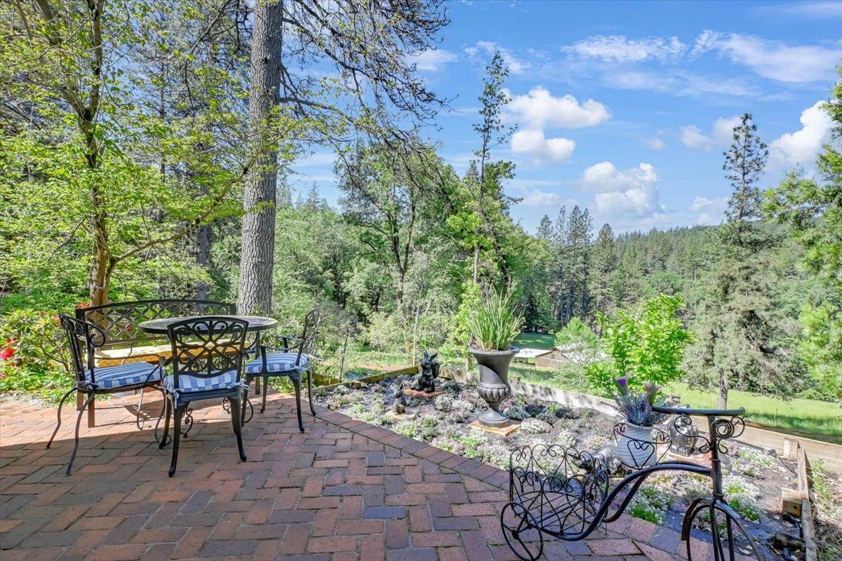 Detail Gallery Image 56 of 77 For 14833 Quail Pointe Ln, Grass Valley,  CA 95945 - 3 Beds | 3/1 Baths
