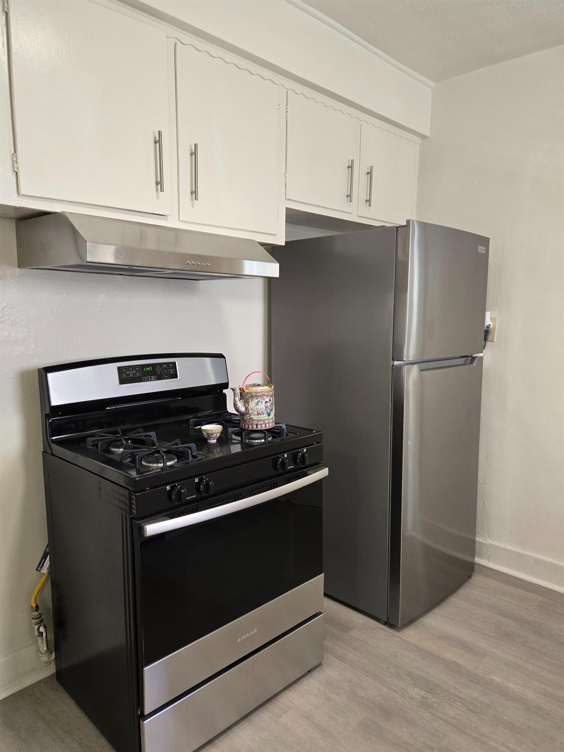 Detail Gallery Image 9 of 14 For 1832 Larkin Way, Sacramento,  CA 95818 - 2 Beds | 1 Baths