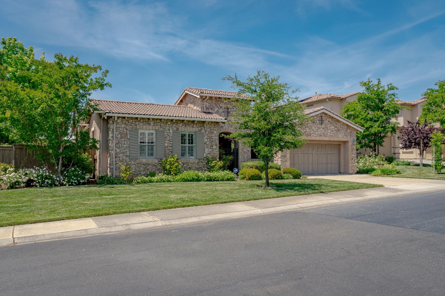 Orsay Way, El Dorado Hills, California image 50