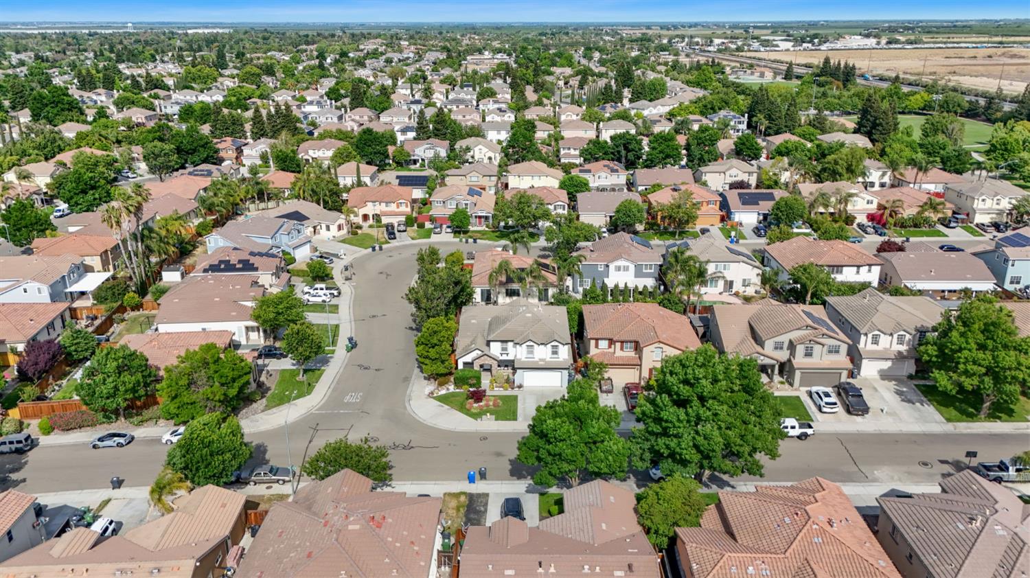 Detail Gallery Image 46 of 47 For 4885 Dandelion Loop, Tracy,  CA 95377 - 4 Beds | 2/1 Baths