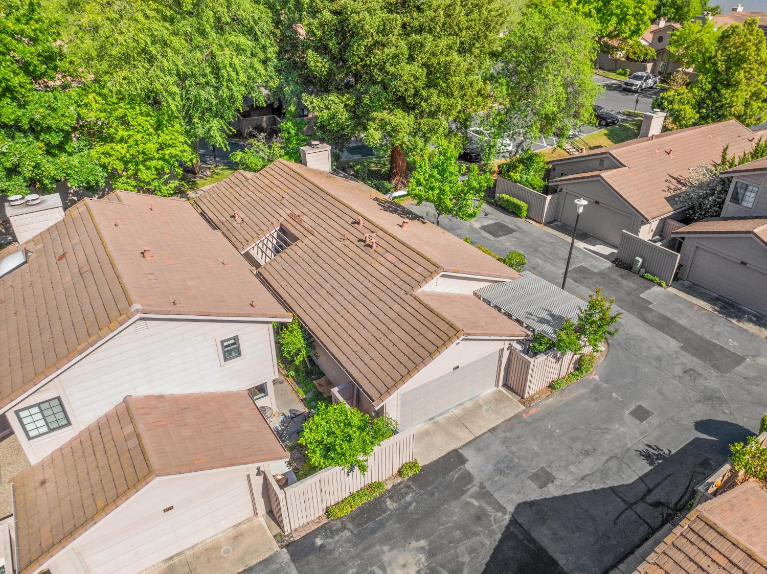 Detail Gallery Image 44 of 53 For 8193 Rose Vine Ln, Fair Oaks,  CA 95628 - 2 Beds | 2 Baths