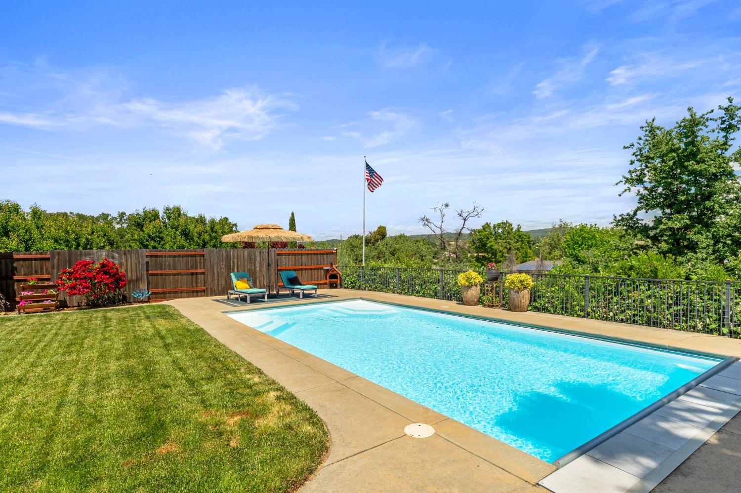 Detail Gallery Image 2 of 48 For 734 Kristi Ct, Jackson,  CA 95642 - 4 Beds | 3 Baths