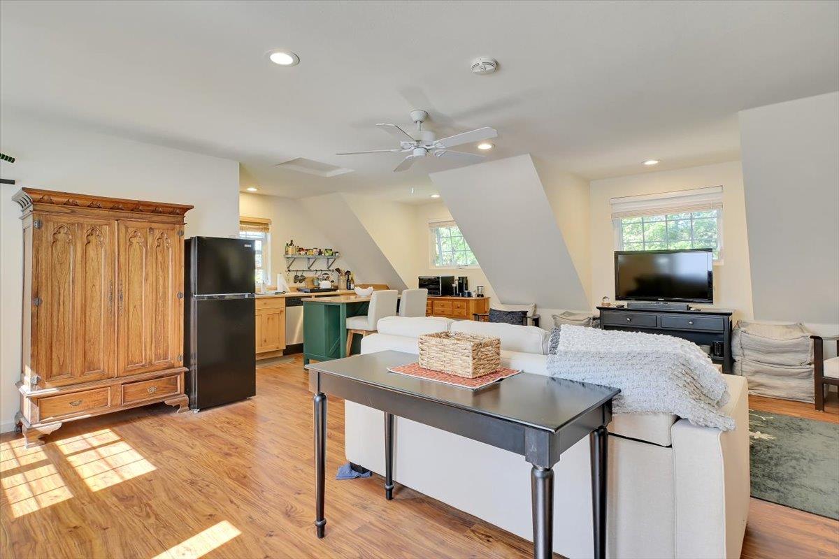 Detail Gallery Image 67 of 77 For 14833 Quail Pointe Ln, Grass Valley,  CA 95945 - 3 Beds | 3/1 Baths