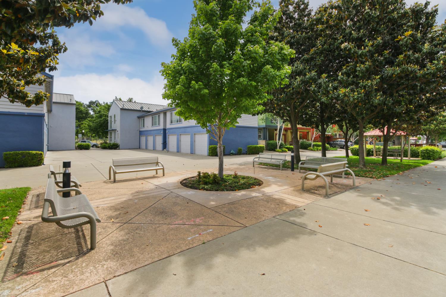 Detail Gallery Image 42 of 48 For 388 Metro Ln, West Sacramento,  CA 95605 - 3 Beds | 2/1 Baths