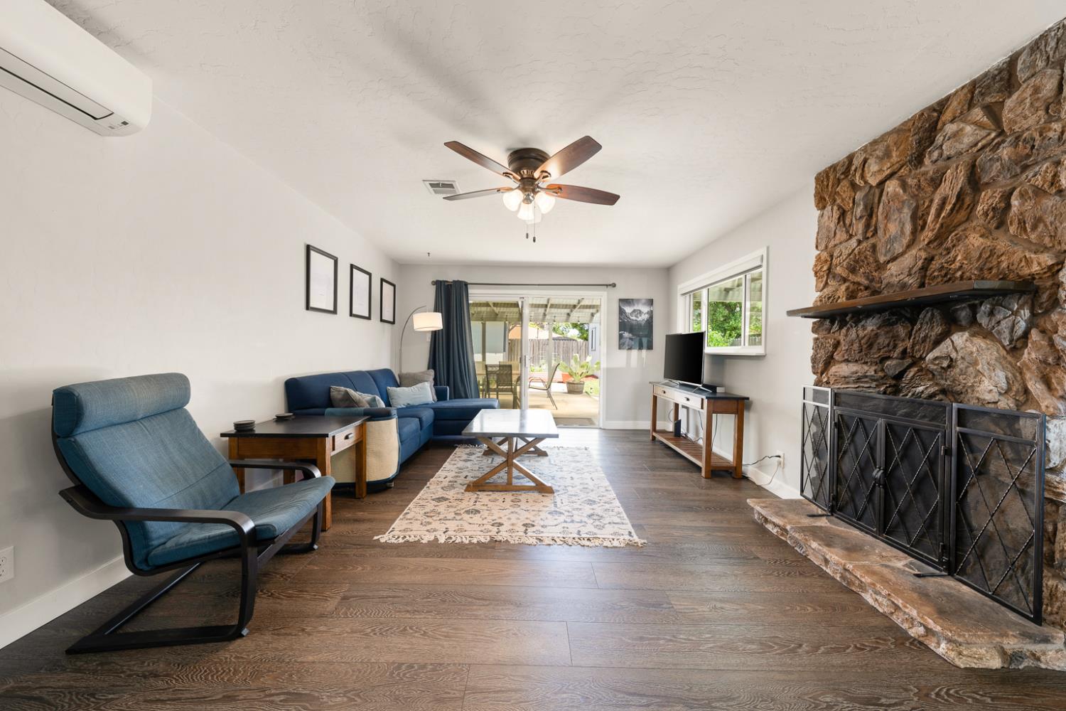 Detail Gallery Image 7 of 38 For 1136 Hampton Rd, Sacramento,  CA 95864 - 3 Beds | 1 Baths