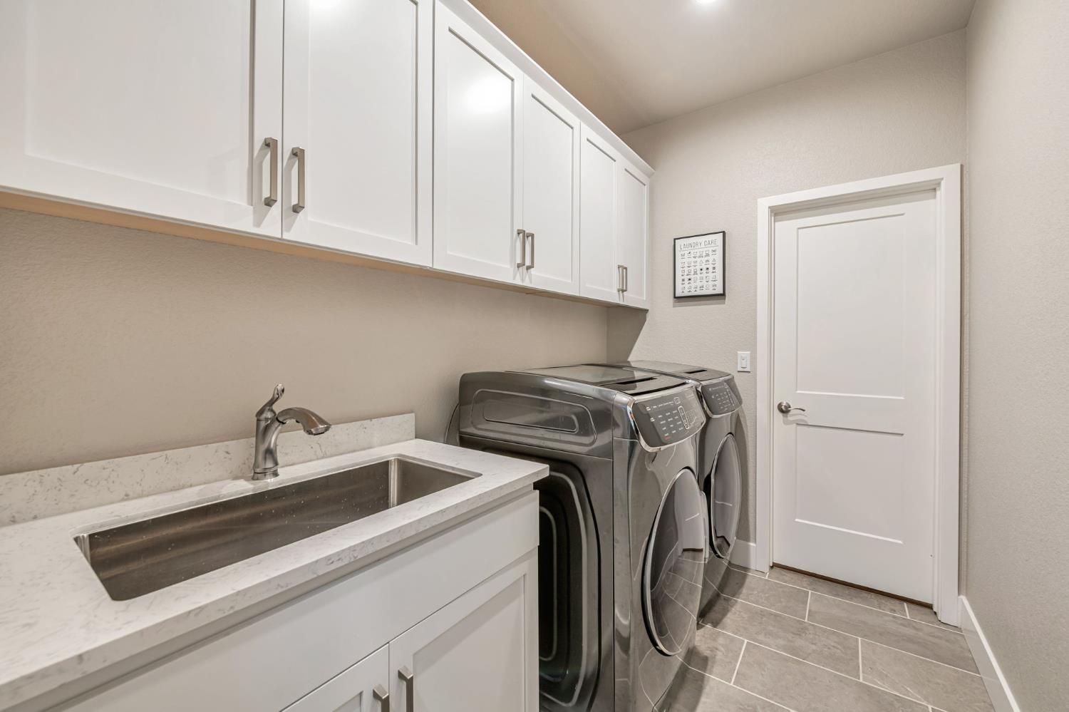 Detail Gallery Image 26 of 53 For 1528 Seneca Cir, El Dorado Hills,  CA 95762 - 4 Beds | 3 Baths