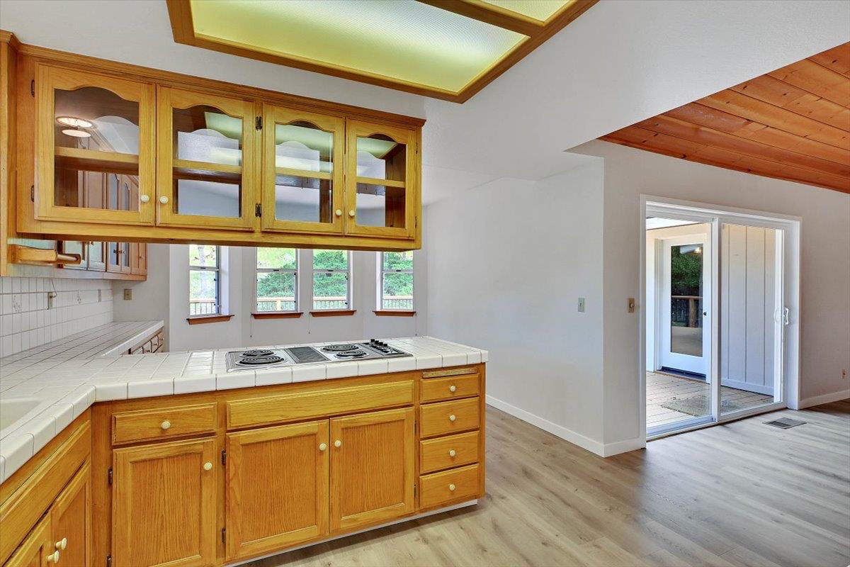 Detail Gallery Image 27 of 75 For 13901 Lake Wildwood Dr, Penn Valley,  CA 95946 - 3 Beds | 2 Baths
