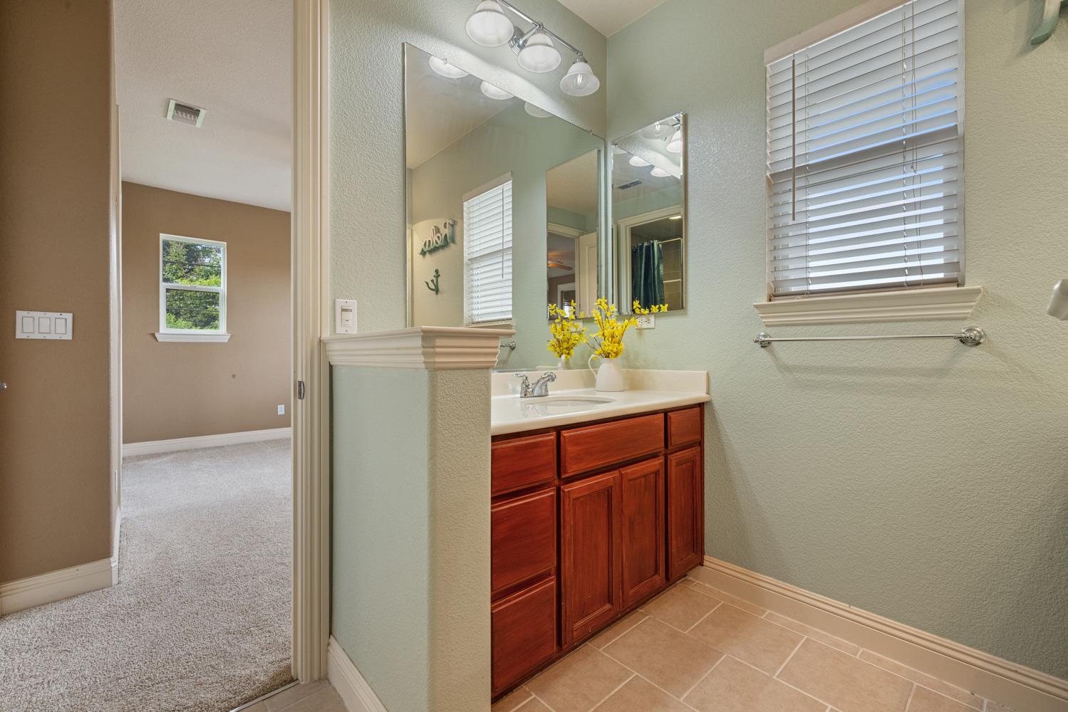 Detail Gallery Image 52 of 76 For 1734 Bandoni Ln, Manteca,  CA 95337 - 4 Beds | 3/1 Baths