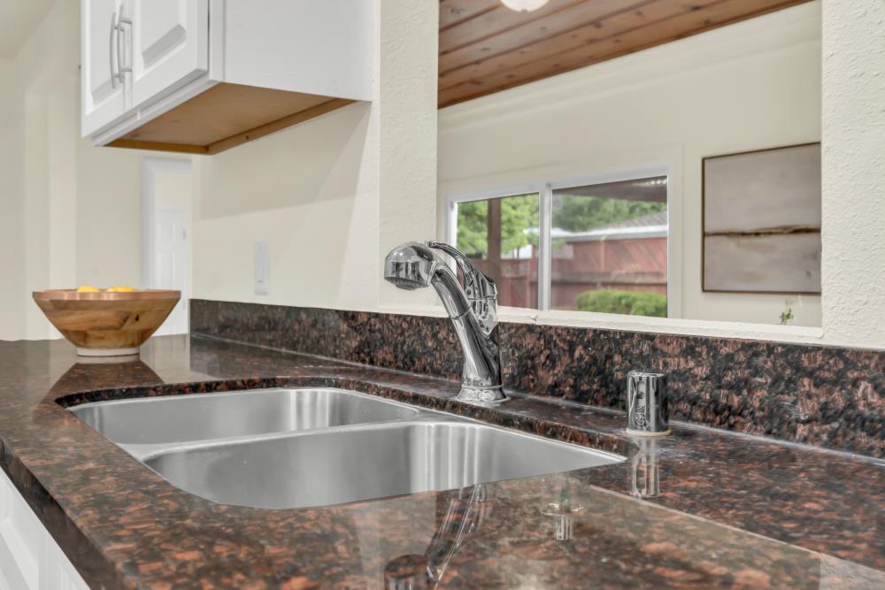 Detail Gallery Image 25 of 56 For 3000 Mission Ave, Carmichael,  CA 95608 - 3 Beds | 2 Baths
