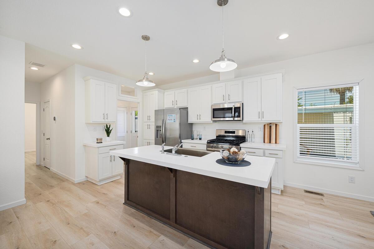 Detail Gallery Image 8 of 28 For 119 Marigold Ave, Auburn,  CA 95631 - 2 Beds | 2 Baths