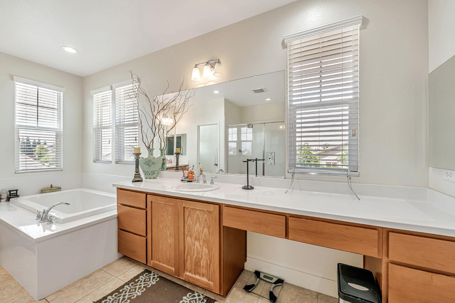 Detail Gallery Image 37 of 80 For 1162 Maugham Dr, Galt,  CA 95632 - 4 Beds | 3 Baths