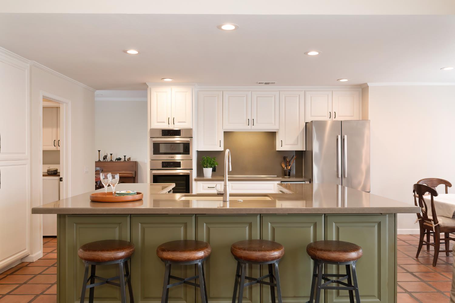 Detail Gallery Image 20 of 68 For 6441 via Del Cerrito, Sloughhouse,  CA 95683 - 3 Beds | 2/1 Baths