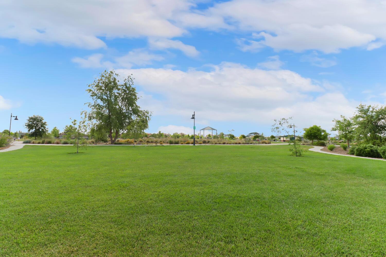 Detail Gallery Image 51 of 53 For 2024 Miekle Ave, Woodland,  CA 95776 - 3 Beds | 2/1 Baths