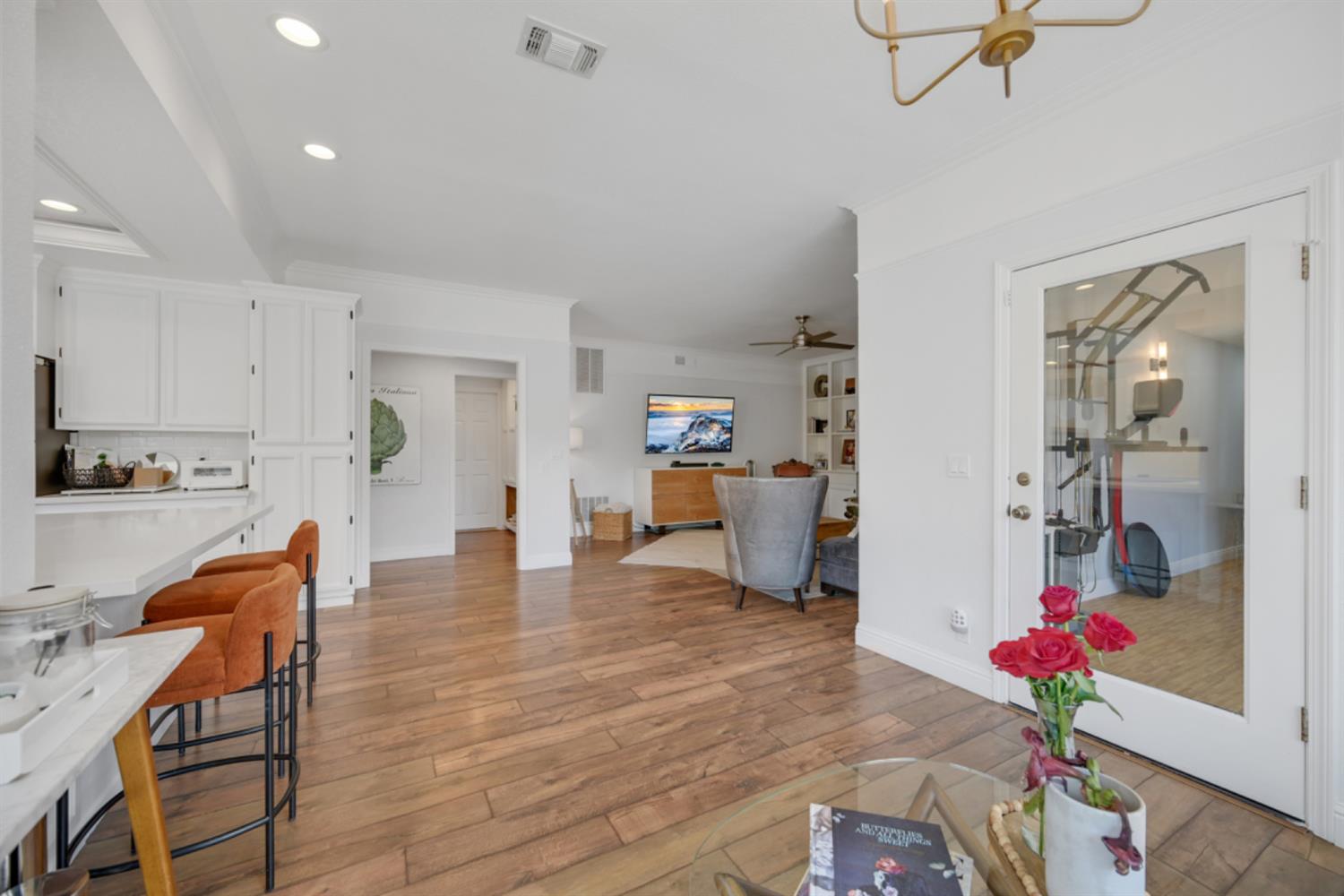 Detail Gallery Image 25 of 84 For 109 Bermuda Ct, Roseville,  CA 95678 - 4 Beds | 2/2 Baths