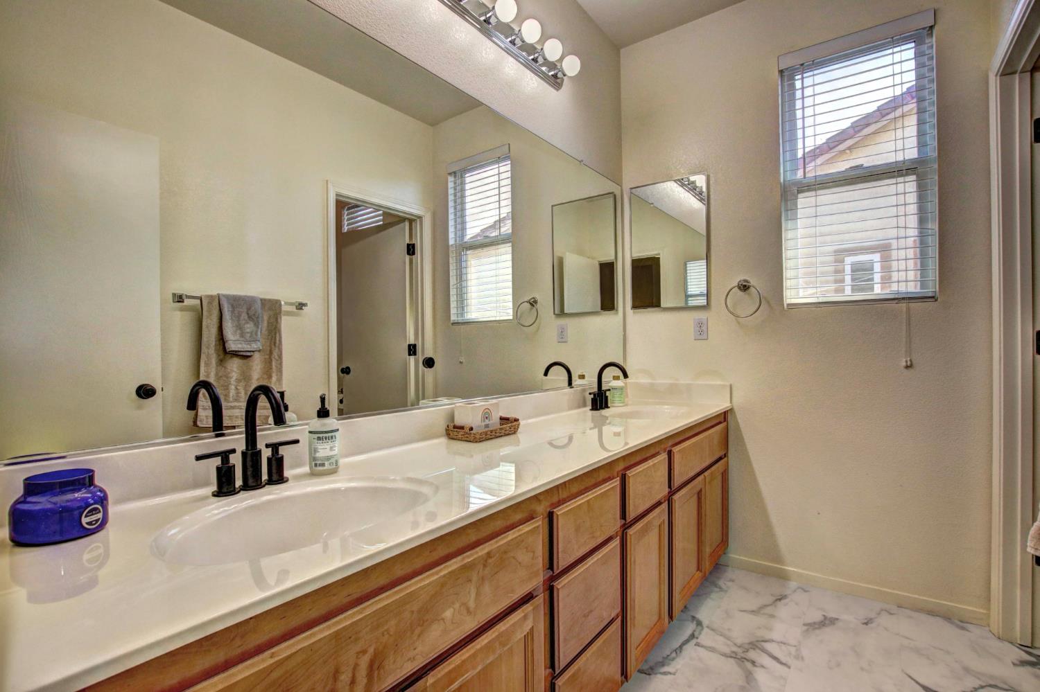 Detail Gallery Image 29 of 58 For 1461 Cortina Rd, West Sacramento,  CA 95691 - 5 Beds | 3 Baths