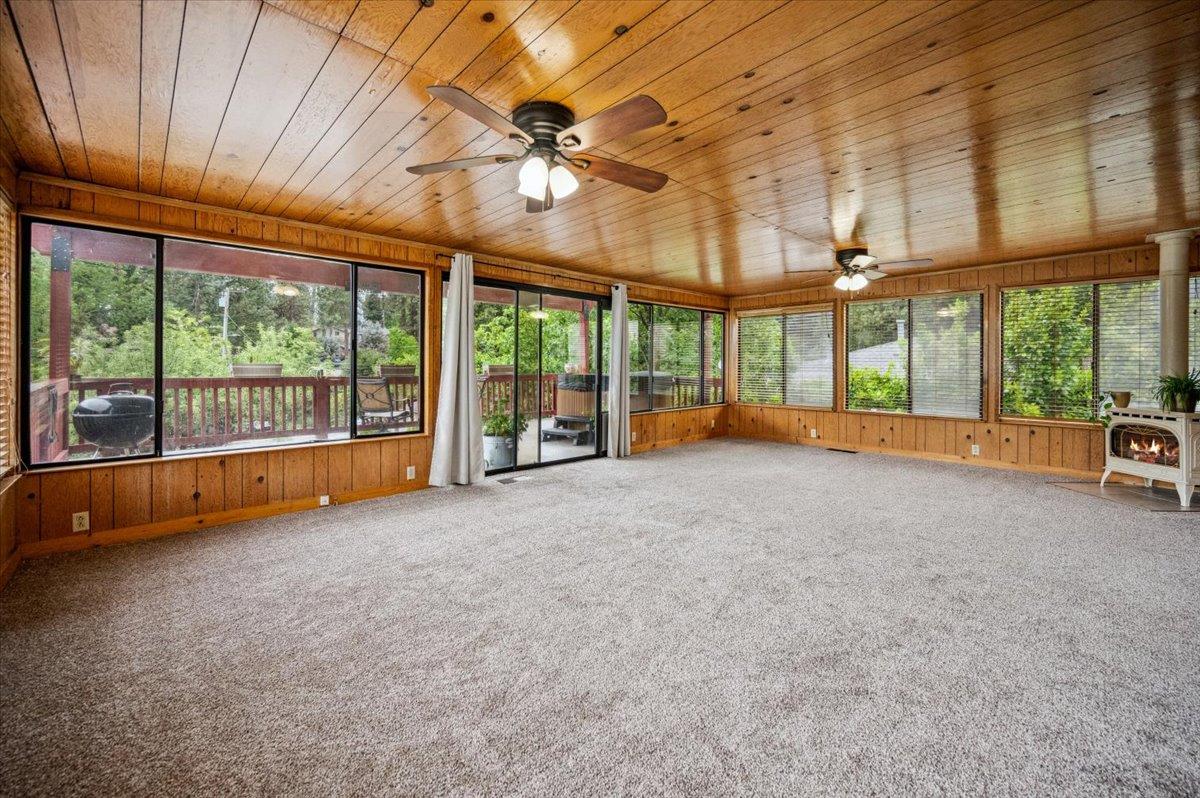 Detail Gallery Image 7 of 43 For 407 Chapel St, Grass Valley,  CA 95945 - 3 Beds | 2 Baths