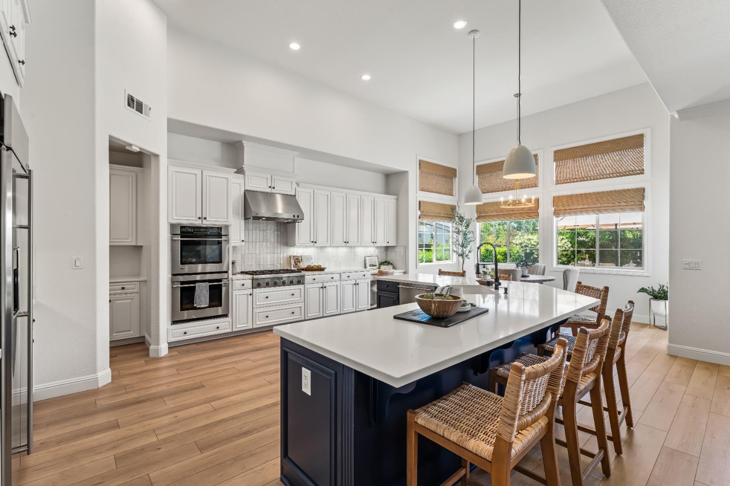 Orsay Way, El Dorado Hills, California image 8