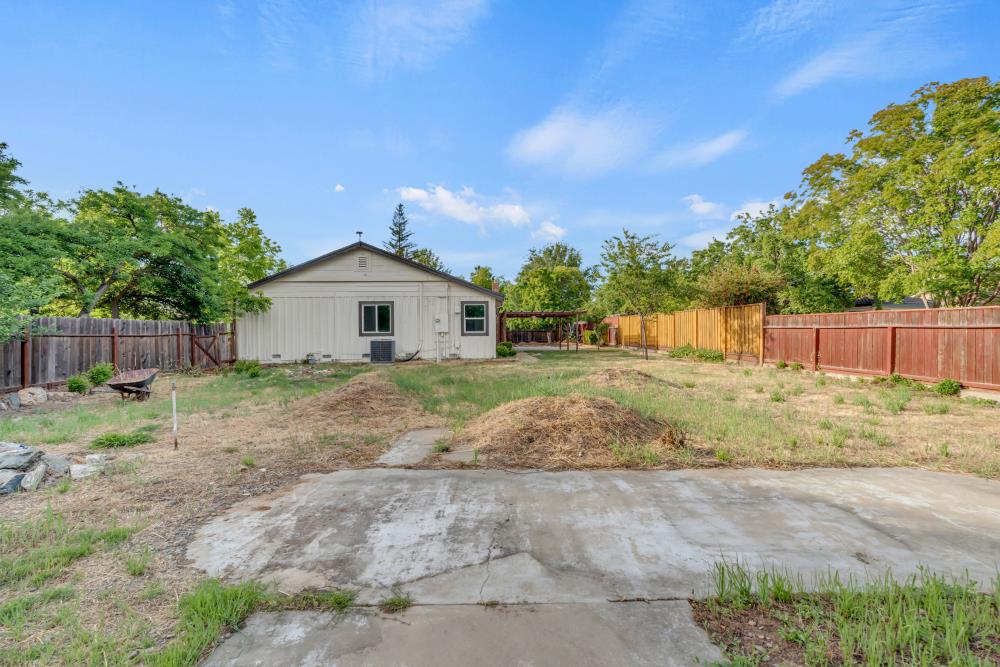 Detail Gallery Image 55 of 56 For 3000 Mission Ave, Carmichael,  CA 95608 - 3 Beds | 2 Baths