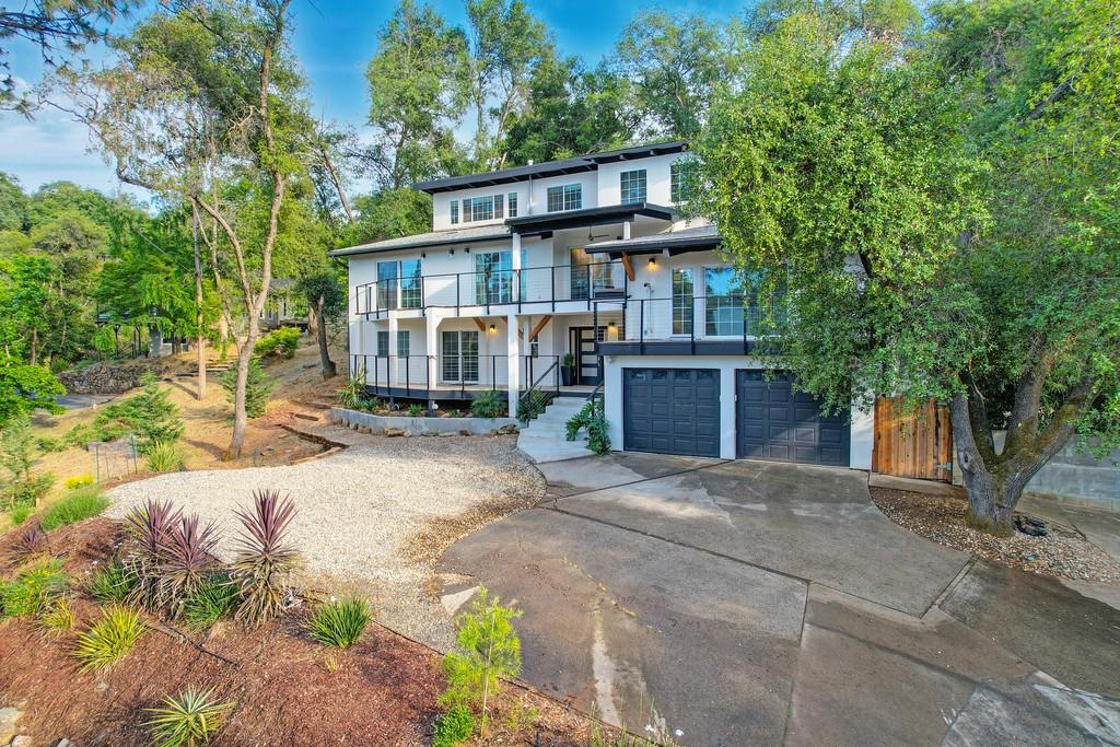 Detail Gallery Image 1 of 99 For 592 Torero Way, El Dorado Hills,  CA 95762 - 5 Beds | 4 Baths