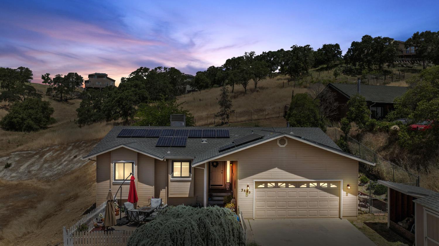 Detail Gallery Image 1 of 31 For 3685 Lakeview Dr, Ione,  CA 95640 - 3 Beds | 2 Baths