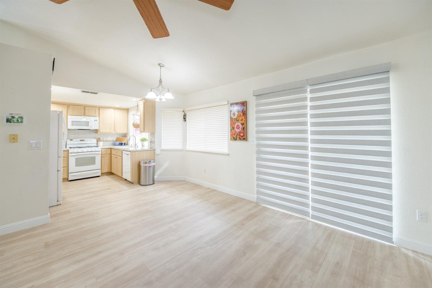 Detail Gallery Image 13 of 44 For 377 Porter St, Woodland,  CA 95695 - 3 Beds | 2 Baths