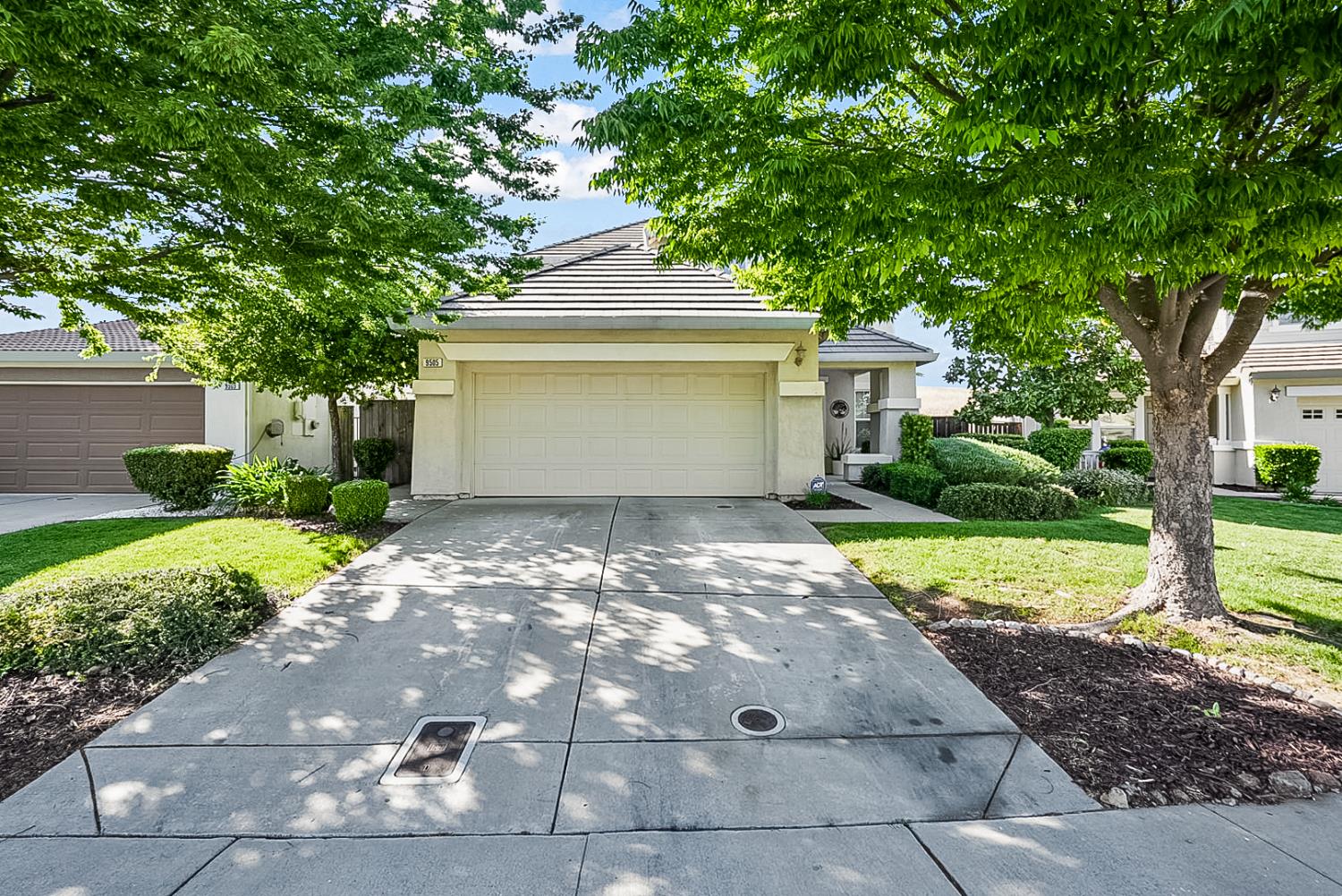 Detail Gallery Image 1 of 29 For 9505 Sarazen Ct, Patterson,  CA 95363 - 3 Beds | 3 Baths
