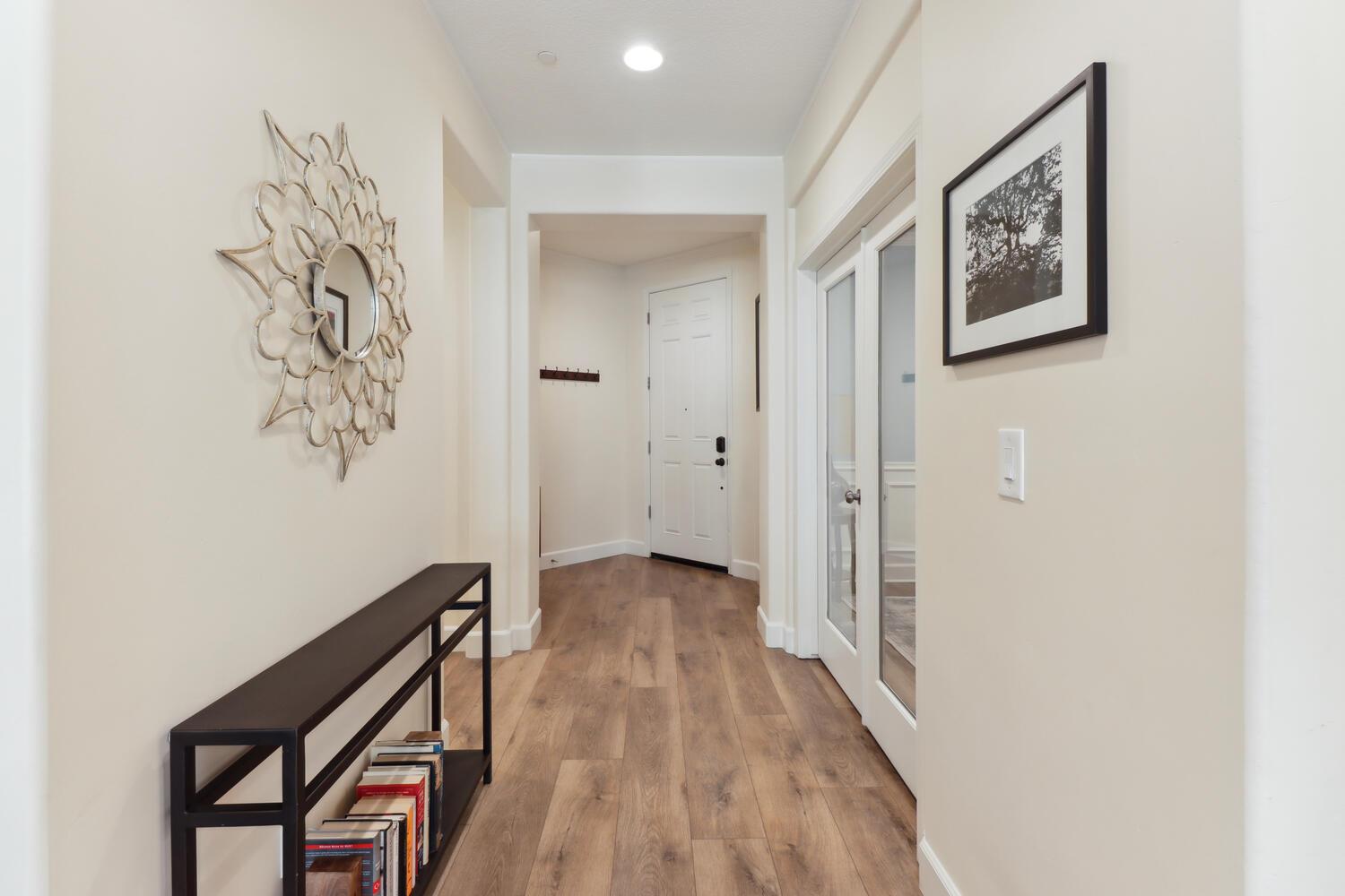 Detail Gallery Image 6 of 53 For 2024 Miekle Ave, Woodland,  CA 95776 - 3 Beds | 2/1 Baths